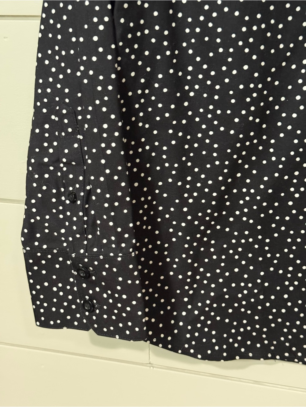 NEW Chico's Black No Iron Polka Dot Shirt Button-Down Shirt Size M/10 - Picture 5 of 8